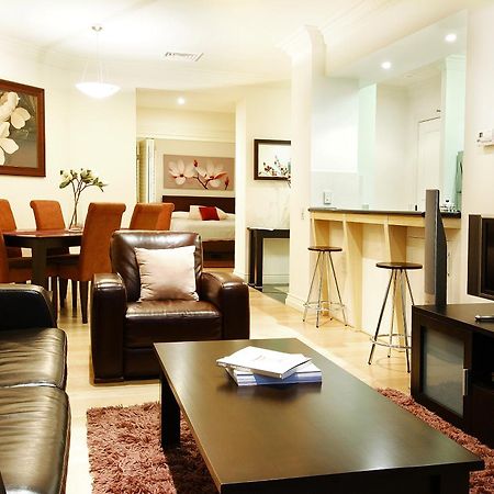 Macarthur Chambers Brisbane Rum bild